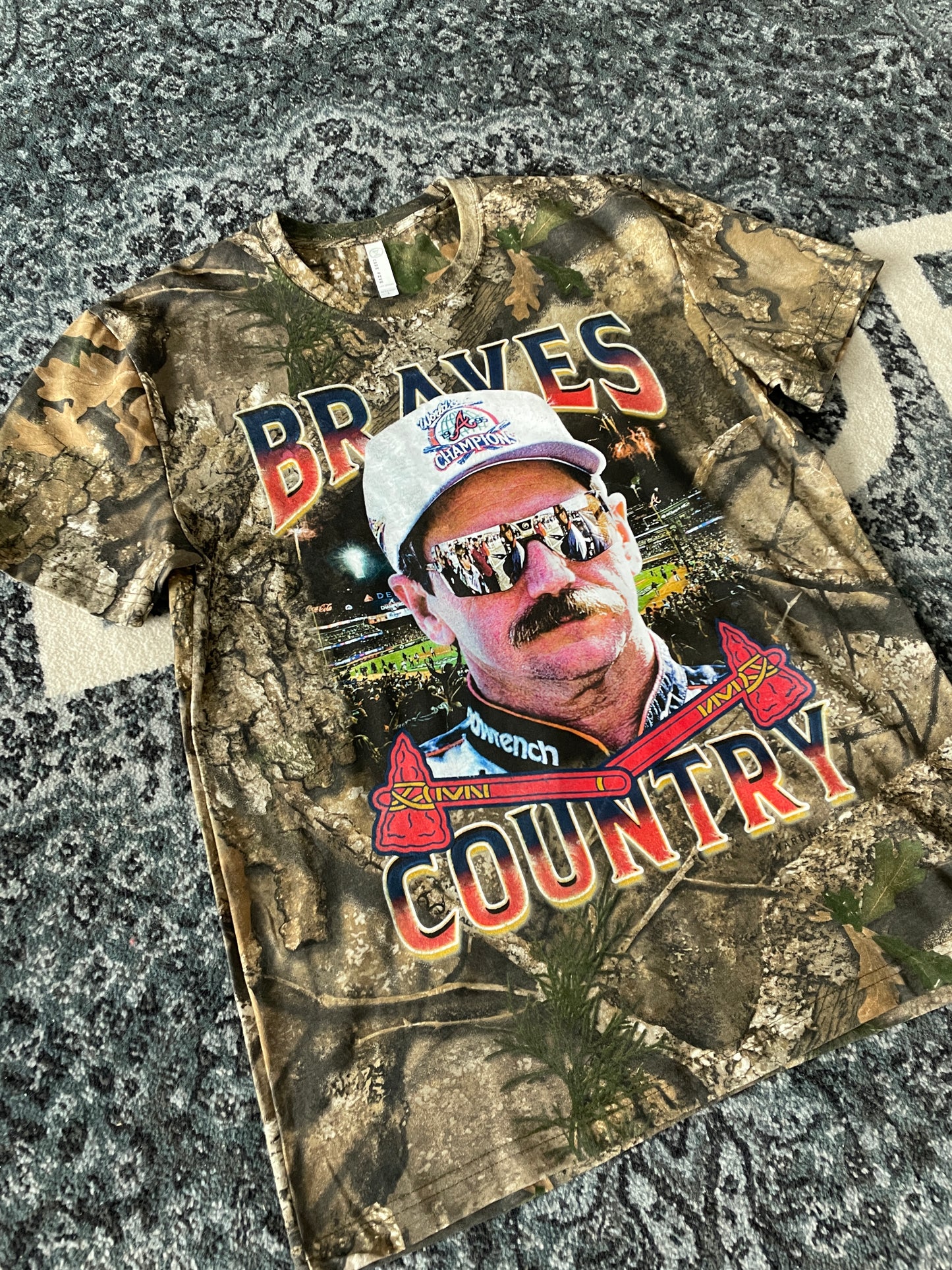 Dale Earnhardt Atlanta Braves tshirt (camo)