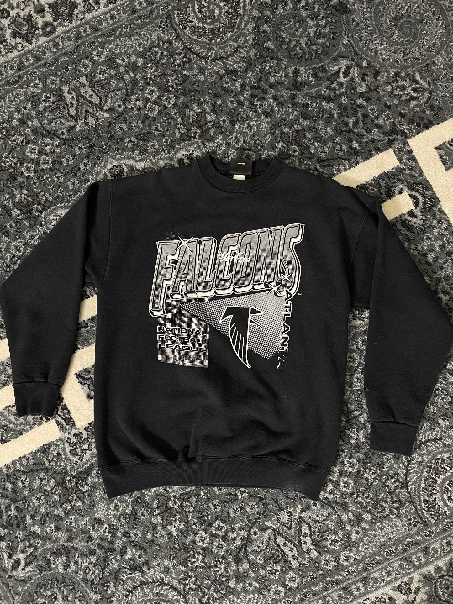 Falcons crewneck 1