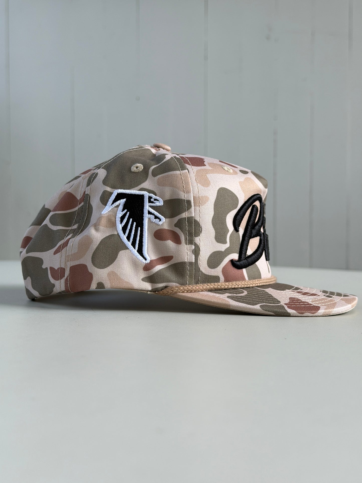 Dirty Birds Snapback (Duck Camo)