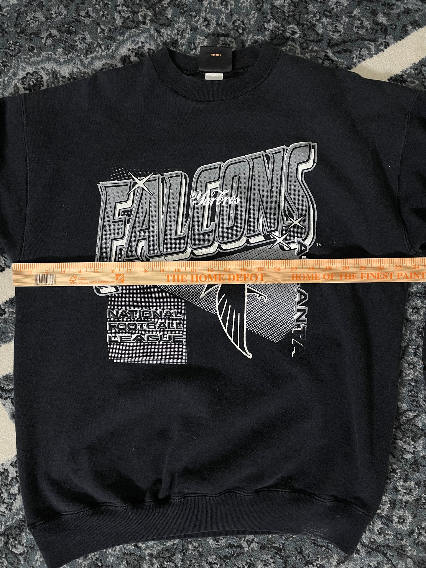 Falcons crewneck 1