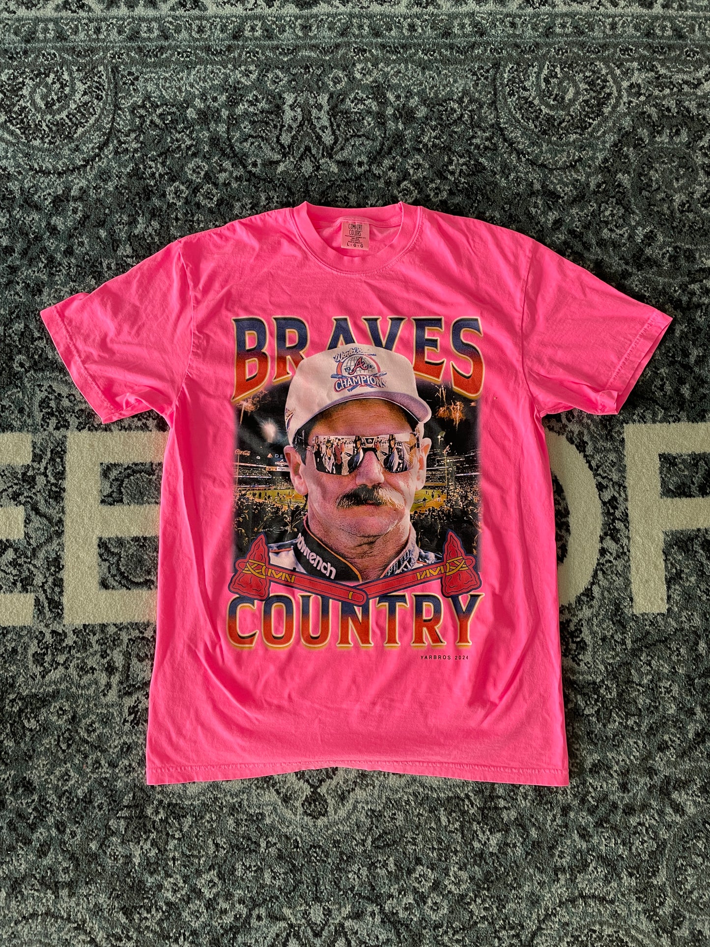 Dale Earnhardt Atlanta Braves tshirt (pink)